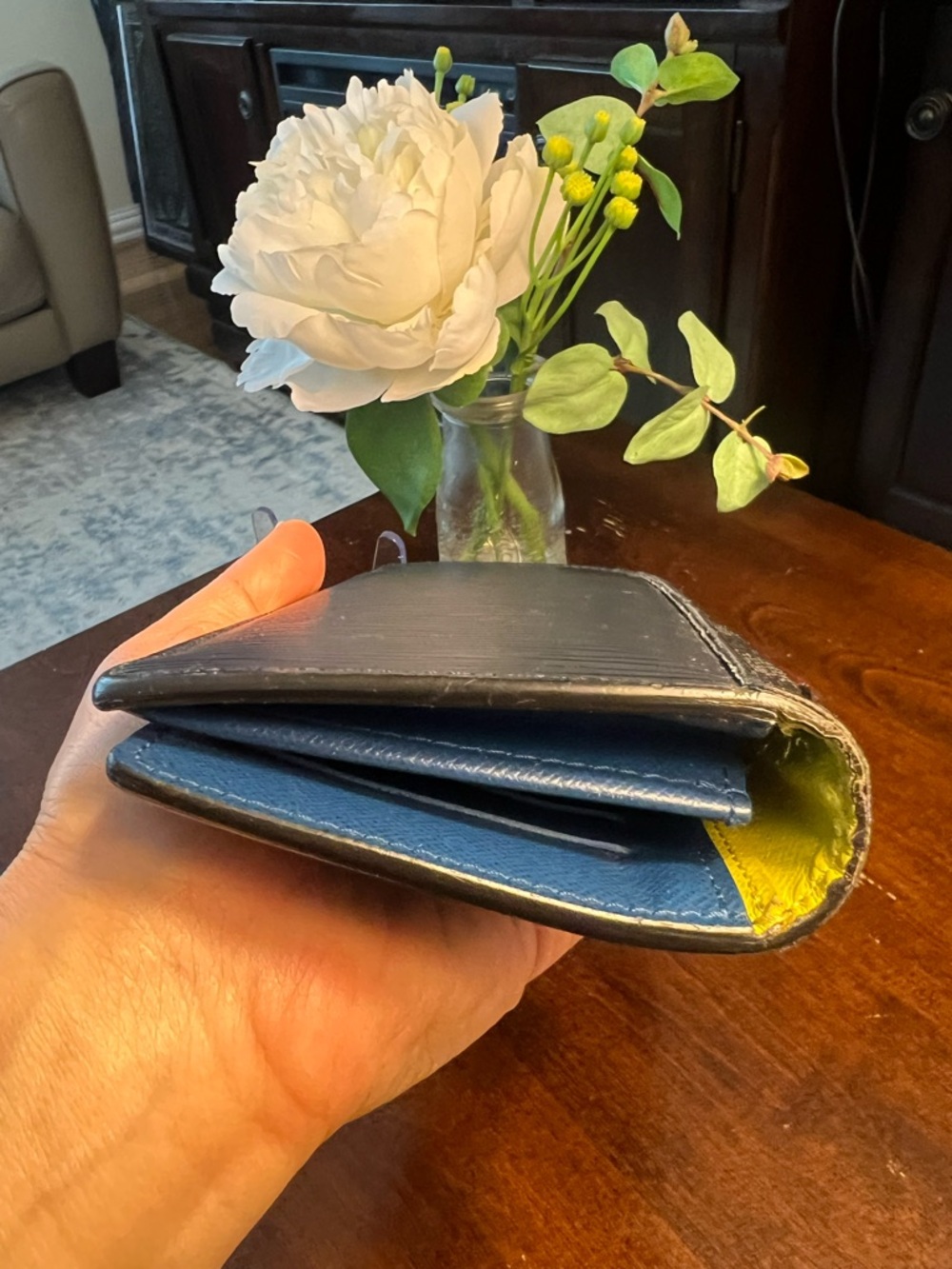Authentic Rare Louis Vuitton Epi Portefeuille Brazza Wallet - Picture 11 of 13